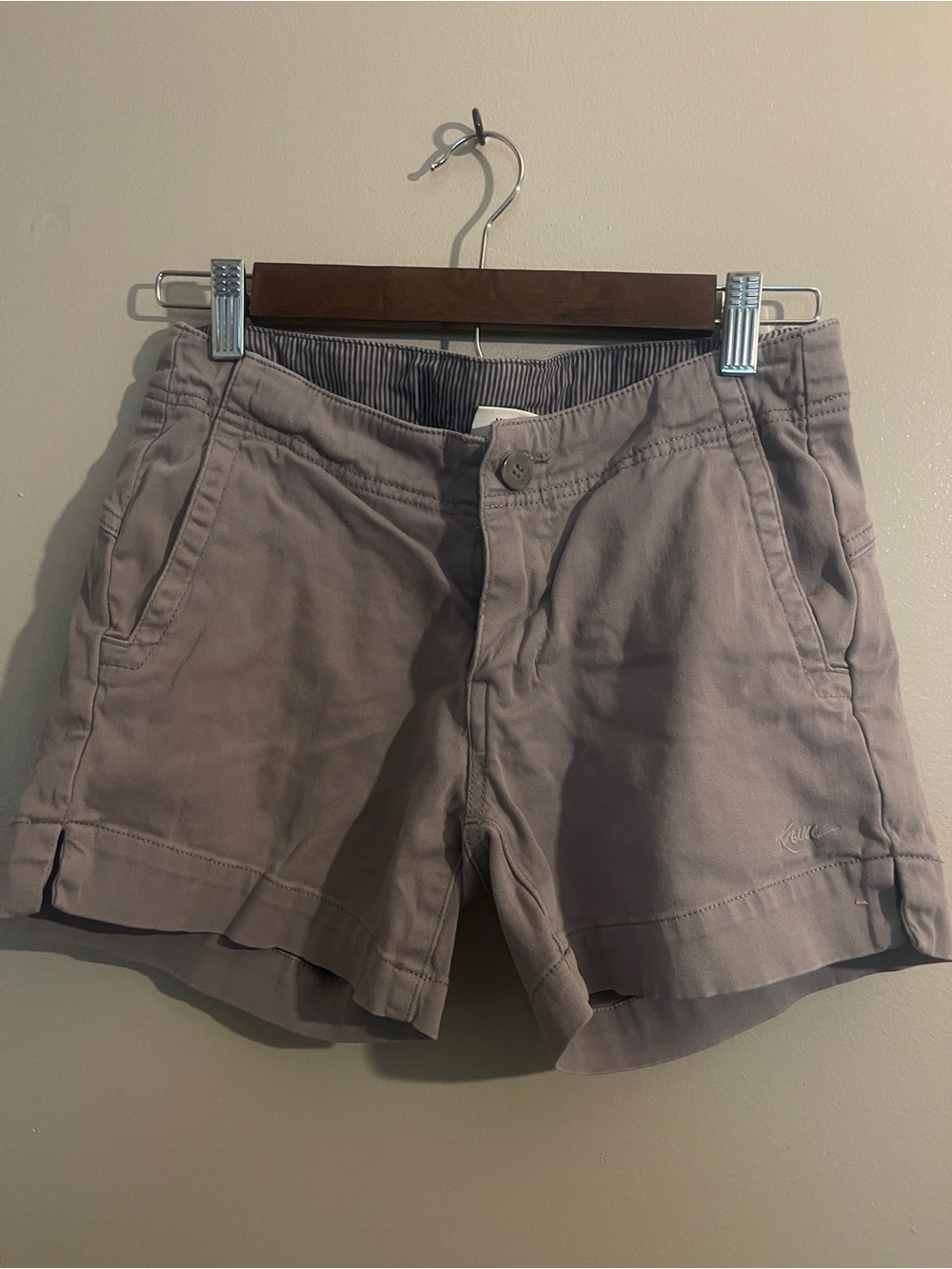 Cute Kavu Khaki Shorts, Size 2